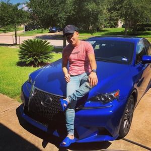 Meet your Posher, Tri